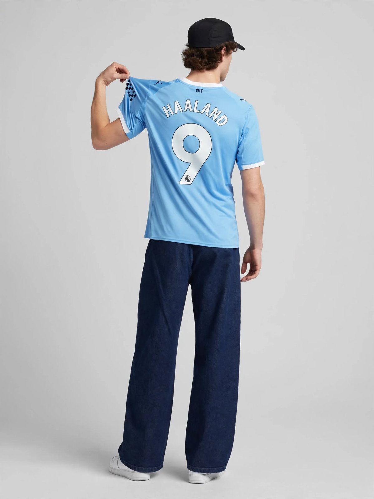Manchester City Erling Haaland shirt 2025 – 2026 — back, worn