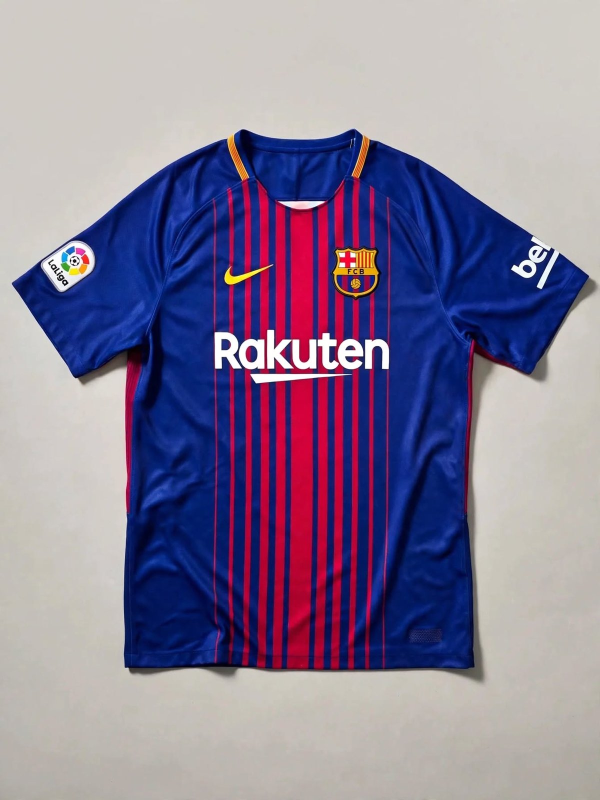 FC Barcelona Andrés Iniesta shirt 2017 – 2018 — front