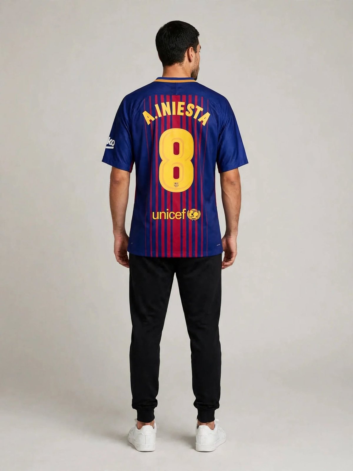 FC Barcelona Andrés Iniesta shirt 2017 – 2018 — back