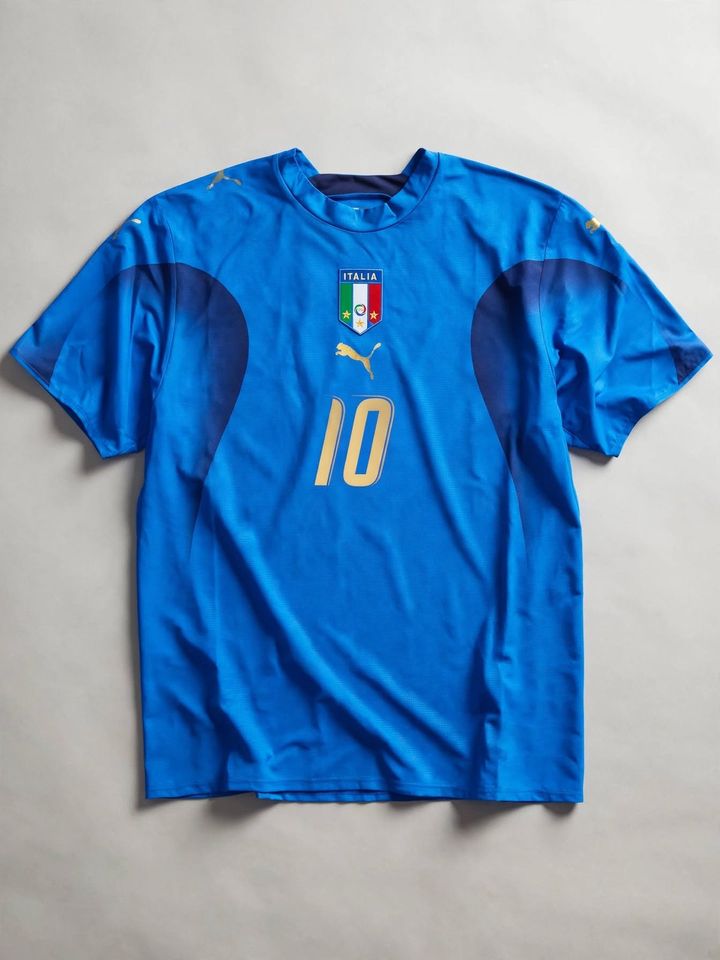 Italy Francesco Totti shirt 2006