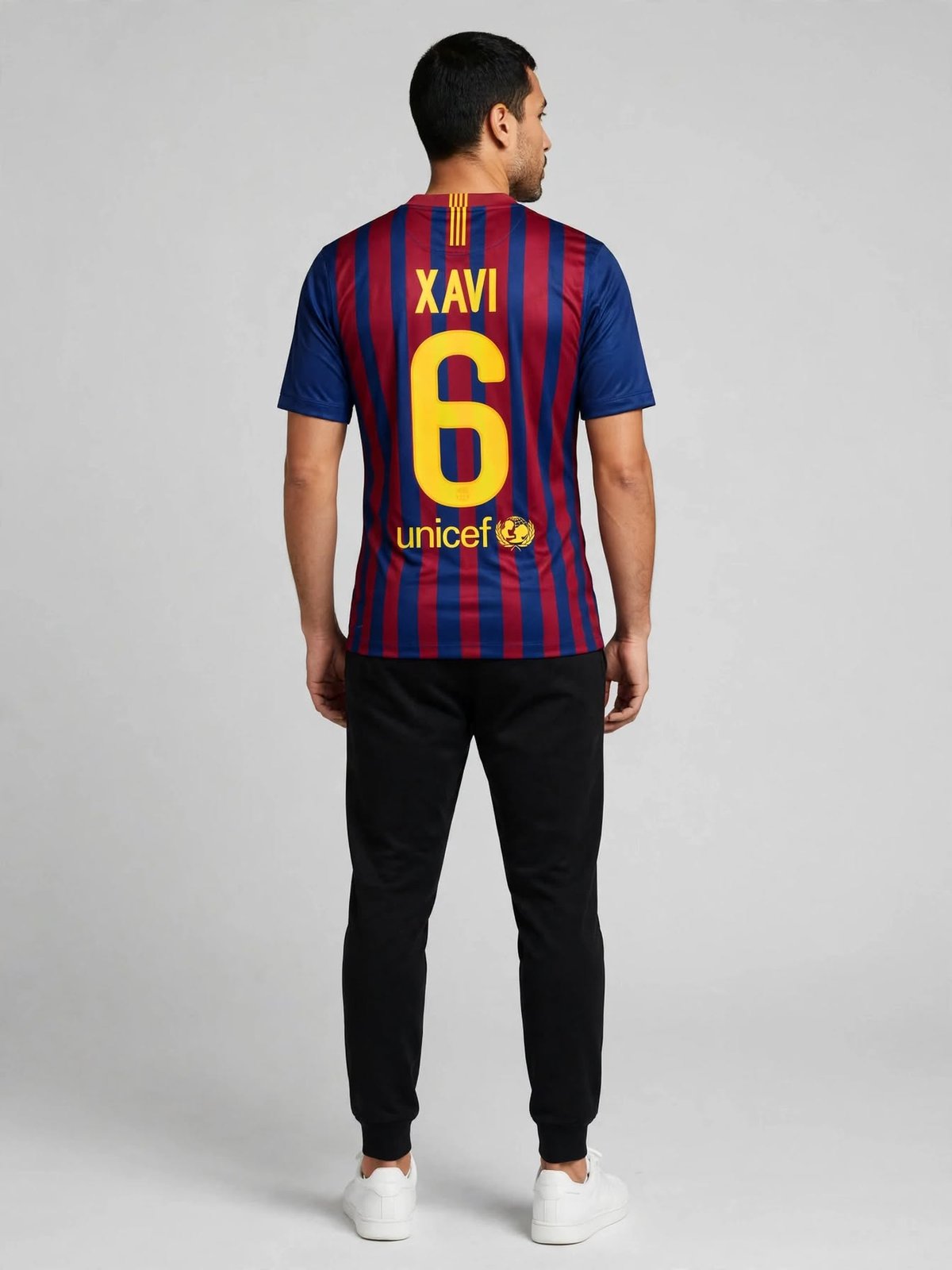FC Barcelona Xavi shirt 2011 – 2012 — back, worn